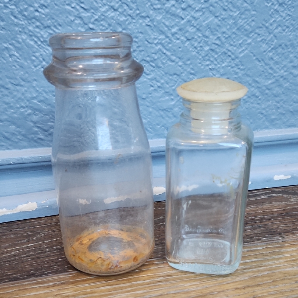 2 Duraglass Glass Bottles Half Pint Milk & 4oz